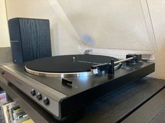 Audio-Technica: AT-LP60X / Edifier R1280DB / Turntable Package 3