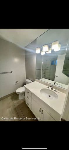 Looking for a roommate in Menlo Park (3 bed, 2 bath) 2