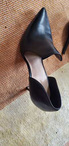Beautiful ALDO shoes 3