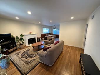 Fully furnished master bedroom in EPA looking for long term tenant 1