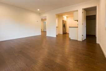 Spacious guest house in Los Altos, Loyola Corners; avail immed 2