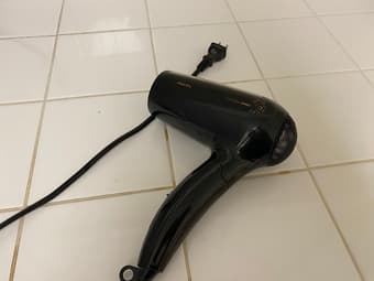 hairdryer 1