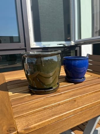 two (2) beautiful plant pots 2