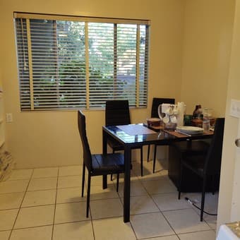 Room available in a house on Williams St Palo Alto 2