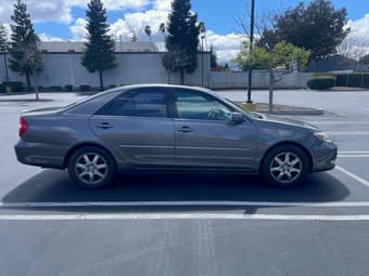 Reliable 2004 Toyota Camry - $4,000 2
