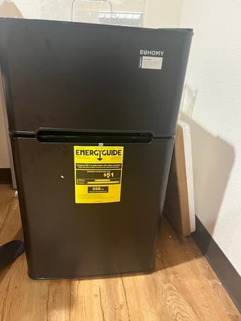 Brand new mini-fridge (used for 2 months) 1