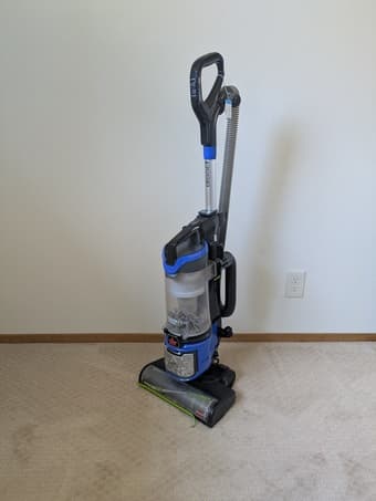 Bissell vacuum cleaner (with Pet TurboEraser attachment) 1