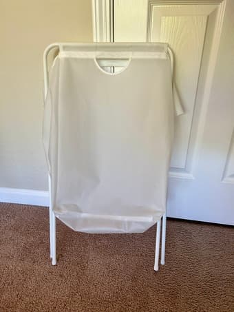 Foldable laundry hamper 2