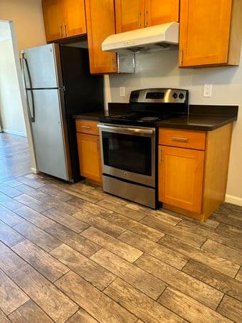 2091 Montecito Ave for lease 1