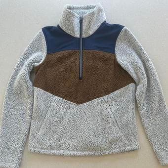 2 Women's XS Fleece Pullovers (Patagonia, Kuhl) 3