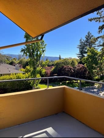 Spacious 2B2B in Mountain View 1