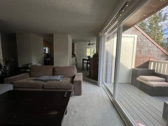 ISO female roommate to share 2bed2bath in Mountain View/Sunnyvale 2