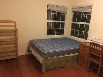 Furnished room available in Menlo Park near Meta campus 3