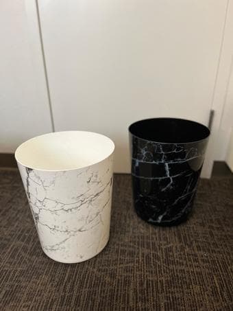 Mainstays 5 Gallon Trash Can - White & Black Marble Design - $3 each 3