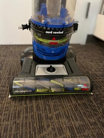 CleanView Rewind Pet Vacuum Cleaner, Bissel - Model No 2490 2