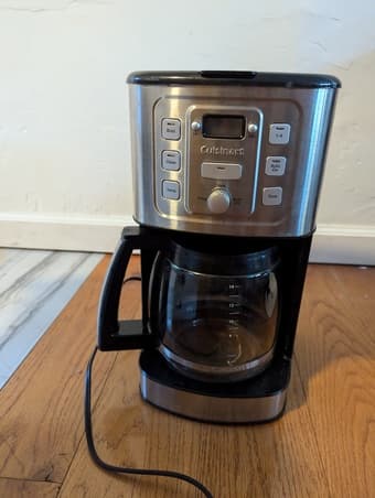 Cuisinart Coffee Maker, 14-Cup Programmable 1