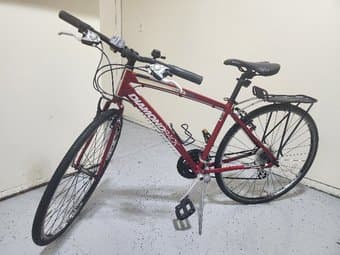 Diamond back hybrid bike 1