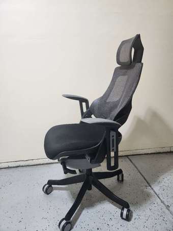 Pursuit Ergonomic chair by UPLIFT desk 1