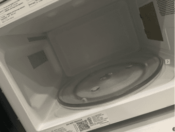 Microwave - super clean!! 1