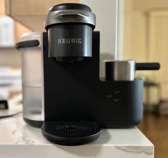 Price down: Keurig coffee machine with automatic milk frothing! 1