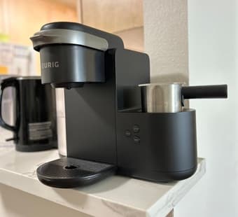 Price down: Keurig coffee machine with automatic milk frothing! 2