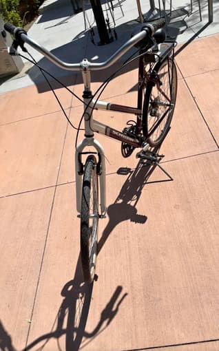 Schwinn women bike 5’3-5’8 in great condition 1