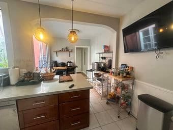 Spacious room available in Mission-Excelsior Neighborhood in SF 1