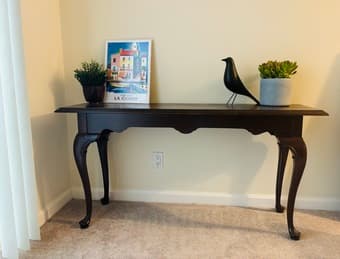 Classic console table in great condition 1