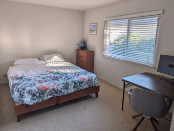 $1,105 / 1br - Large bedroom in Palo Alto Home available September - $ 4