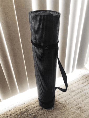 ** Excellent Yoga/Pilates Mat with Carrying Strap & Blocks for Sale ** 2