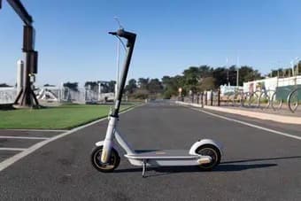 Selling Electric Scooter Ninebot Segway G30LP 1