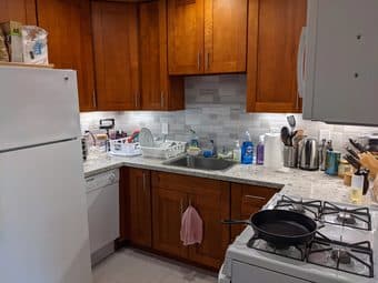 Unfurnished bedroom in downtown Palo Alto 2