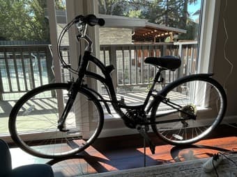 KHS Brentwood Step-Thru Commuter Bike 5'1" to 5'5" - $330 2