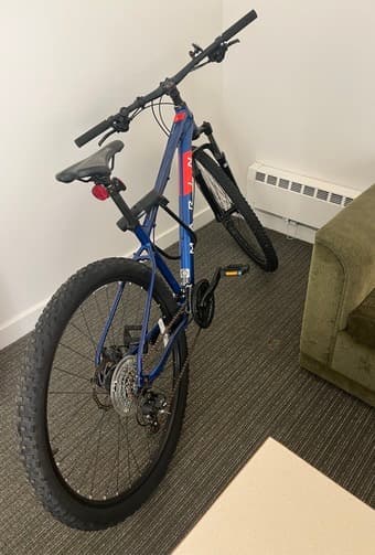 BARELY USED Blue Men's Marin Bolinas Ridge 1 Bike - $400 2