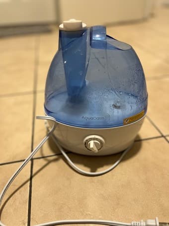 Humidifier (2L) for small rooms 1