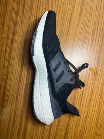 Mens Adidas Ultraboost 10 1