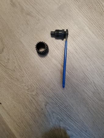 Bottom bracket tools 1