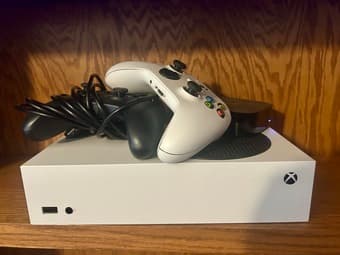 Xbox series S with two controllers (200$) 1