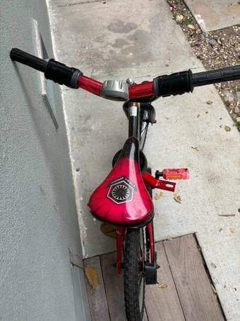 Kids bike with training wheels 2