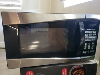 Hamilton Beach Microwave 1