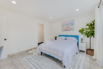 Master Bedroom for Rent in 4-B/2Bath House Redwood City Near Stanford 2