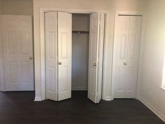 Bedroom with attached private bathroom in Menlo Park Downtown 2