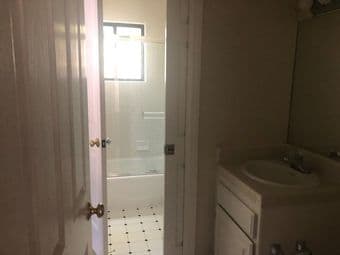 Bedroom with attached private bathroom in Menlo Park Downtown 4