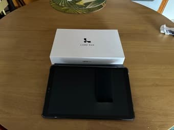 Lume pad 1st gen with case 1