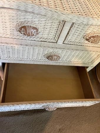 White wicker dresser with four drawers 3