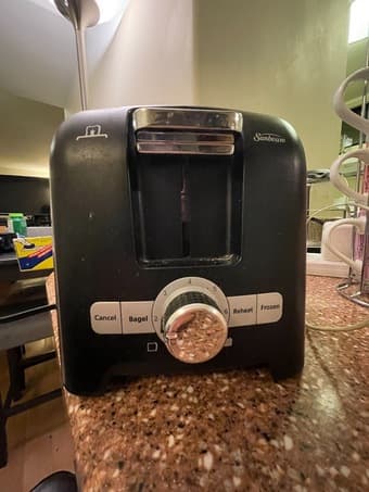 Dual-Pocket Sunbeam Toaster 3