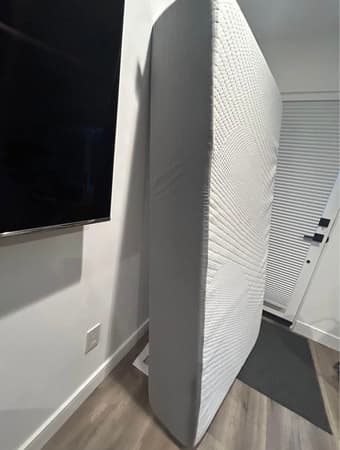 Full-Sized Zinus 12'' Cooling Memory Foam Bed 2