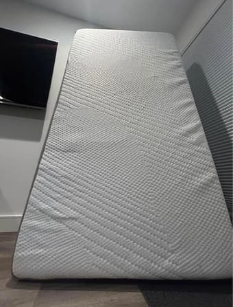 Full-Sized Zinus 12'' Cooling Memory Foam Bed 3