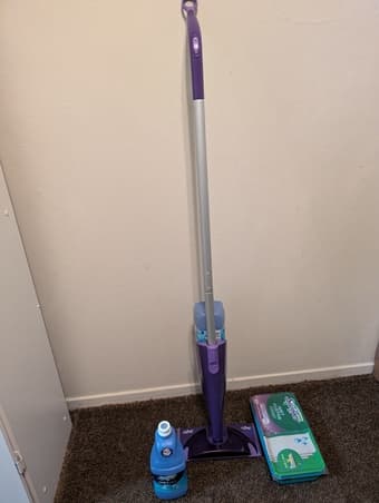 Swiffer mop 2