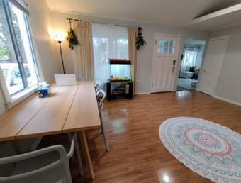 Stylish Furnished Room in Modern Home, Redwood City 2